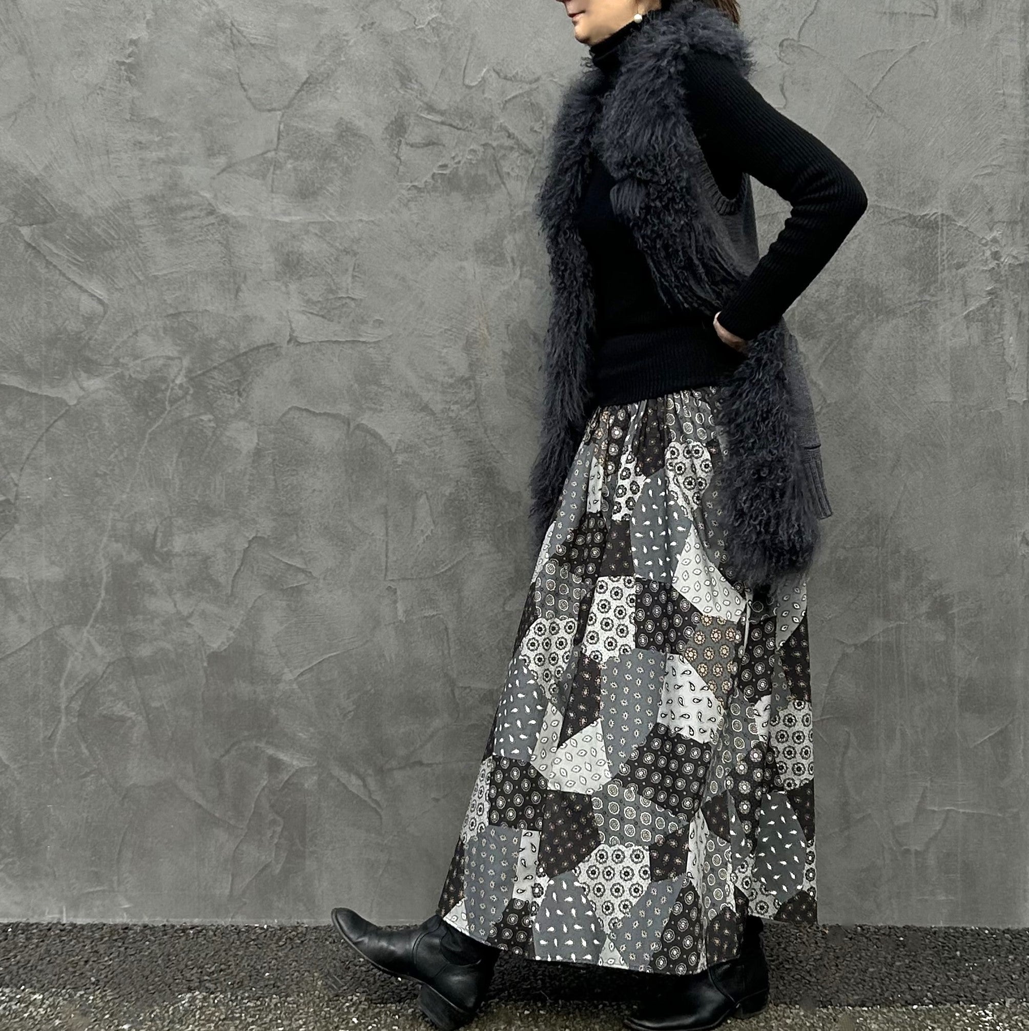 最終価格 美品 2024AW tao 変形パッチワークスカート F 美品 2024AW tao 変形パッチワークスカート F 【DIY 簡単ソーイング